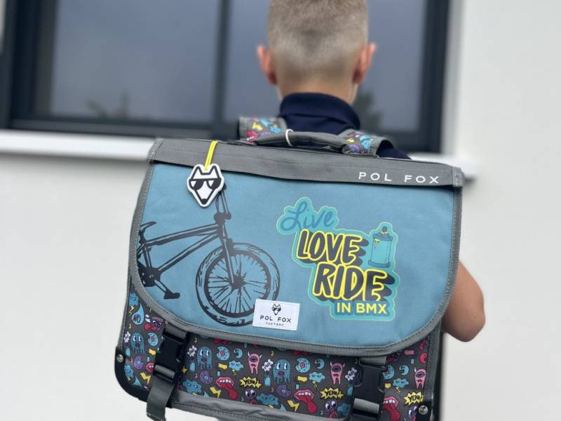 Cartable réversible Pol Fox : comment changer le rabat ?