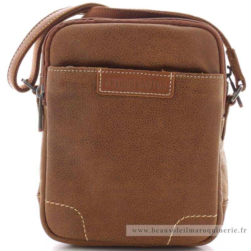 Sac bandoulière en cuir de vachette Arthur Aston 2158-08-B couleur cognac vue de face