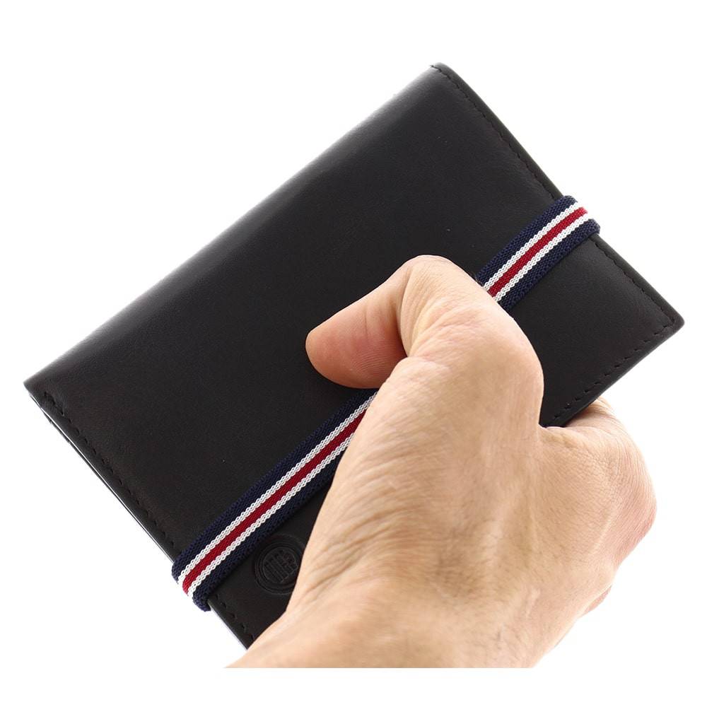 Portefeuille porte-cartes Serge Blanco Halifax HAL21052 couleur noir porté.
