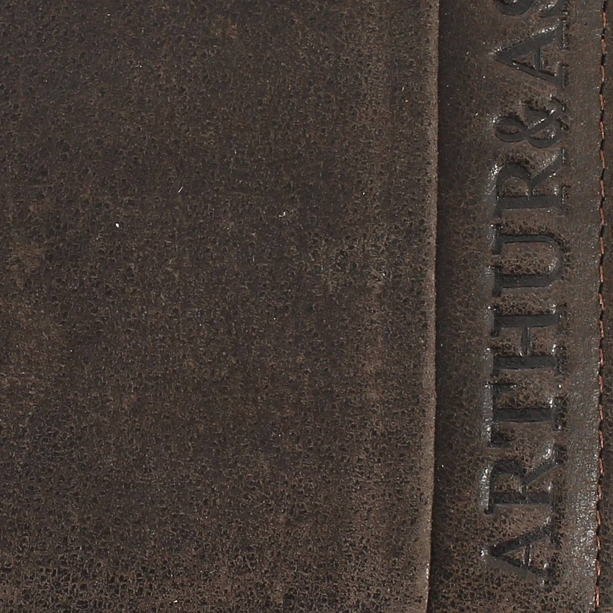 Portefeuille italien Arthur & Aston Diego 1438-499 C couleur châtaigne vue de près logo