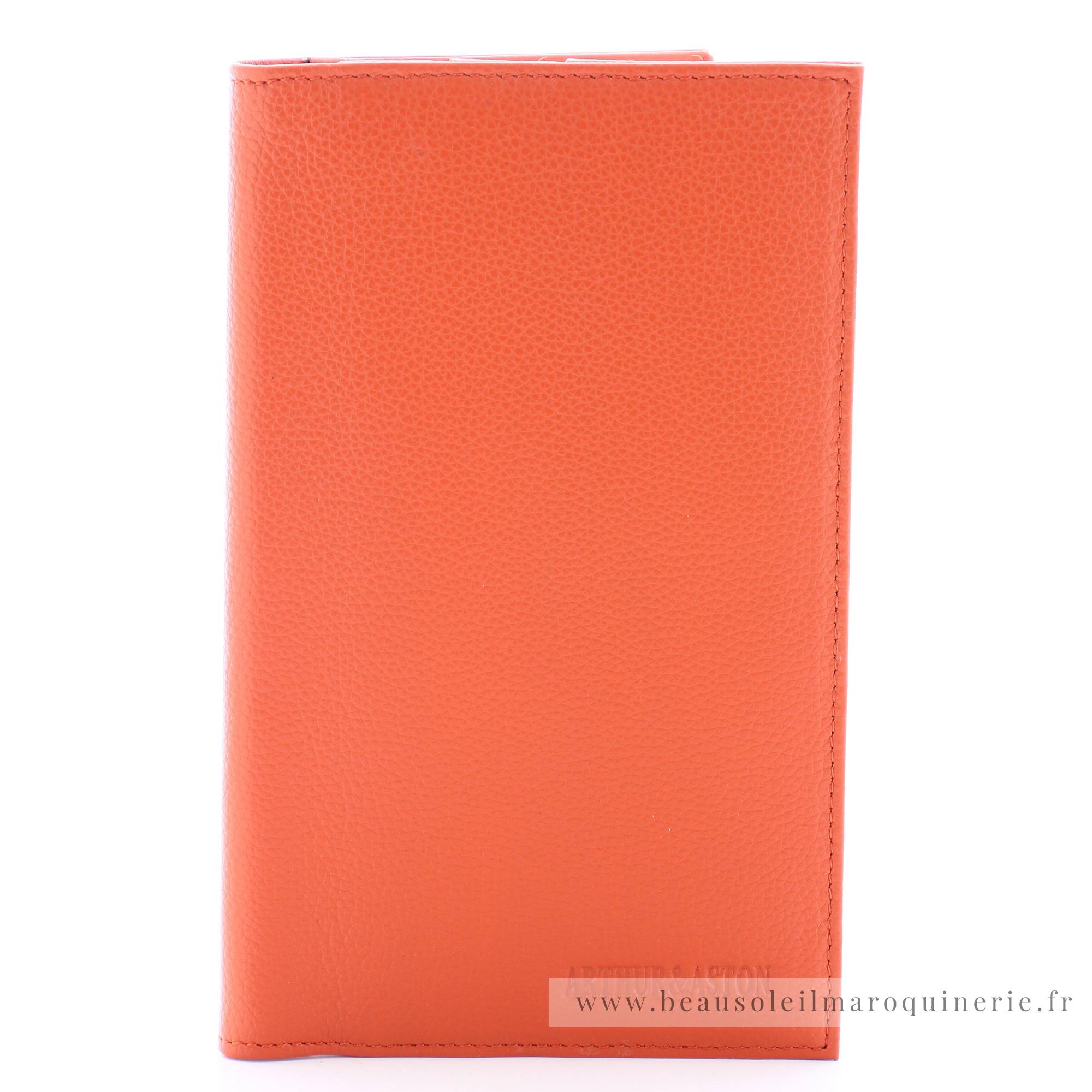 porte chéquier en cuir Arthur & Aston 2023-206-J couleur orange, vue de face