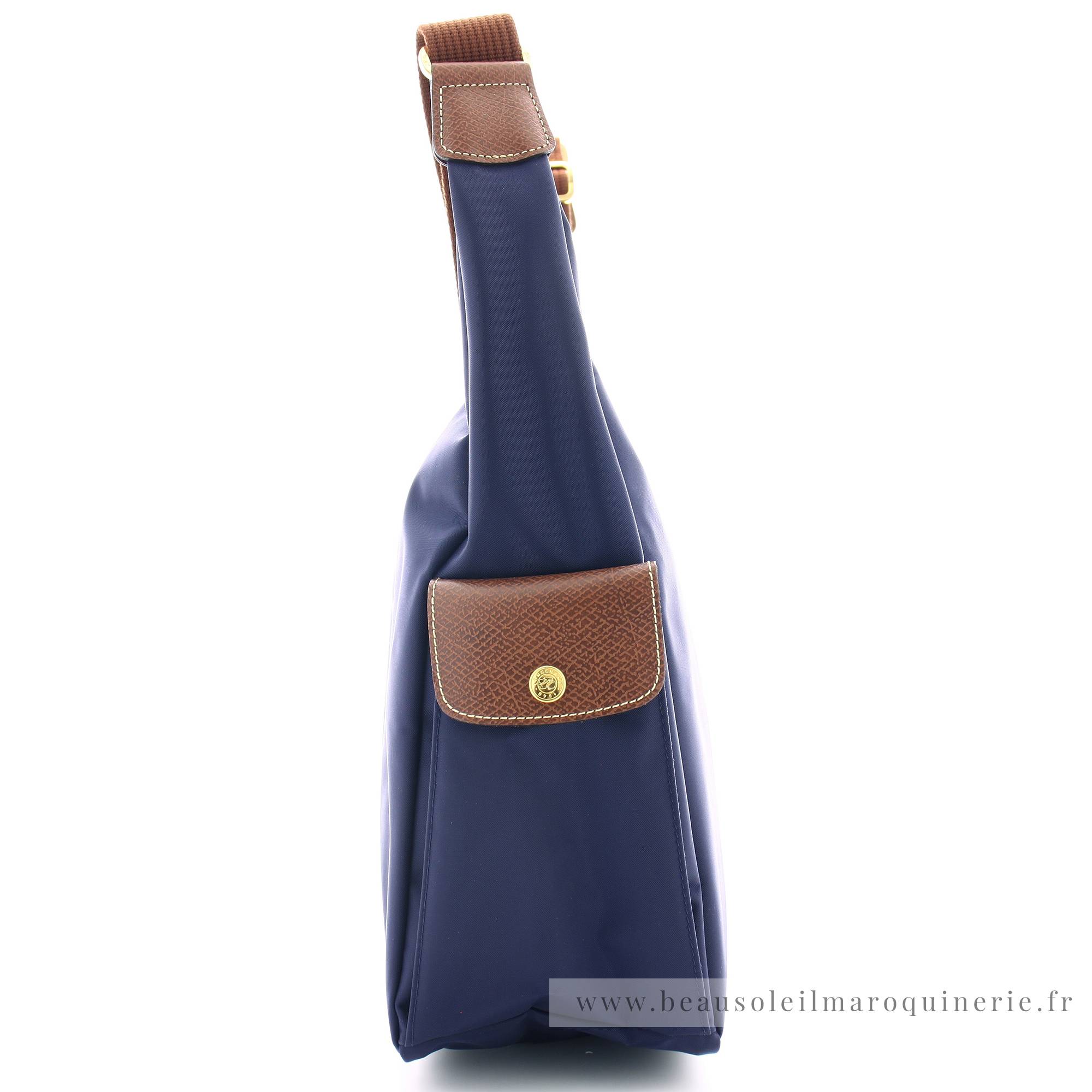 Grand sac besace Longchamp Le Pliage Original  L2450 089 P68 couleur Marine vue de coté