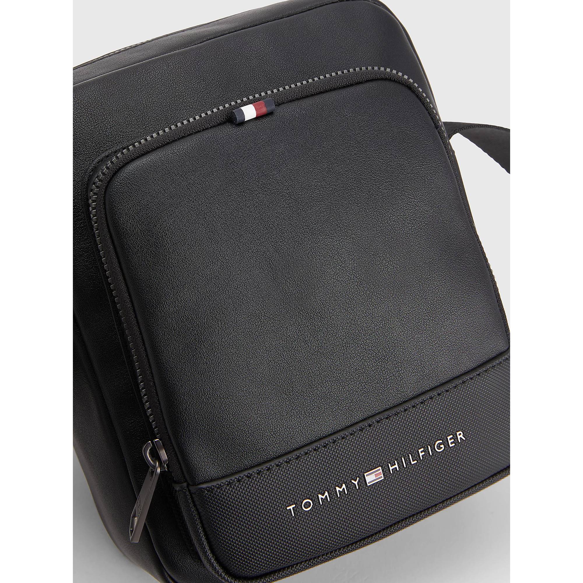 Mini sac Reporter Tommy Hilfiger Essential AM0AM10923 BDS couleur Noir vue de profil