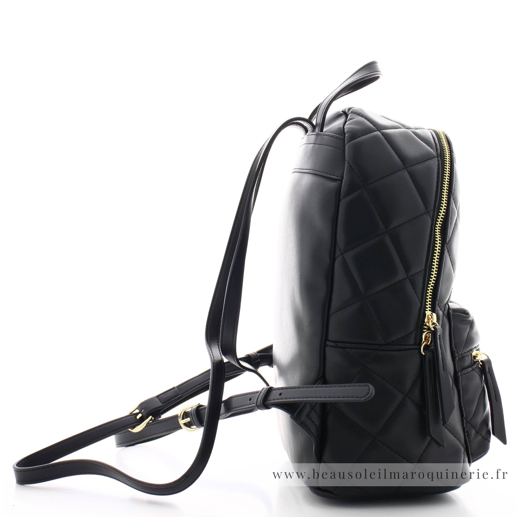 Sac à dos Valentino Bags au design matelassé Ocarina VBS3KK37 001 couleur noir vue de côté