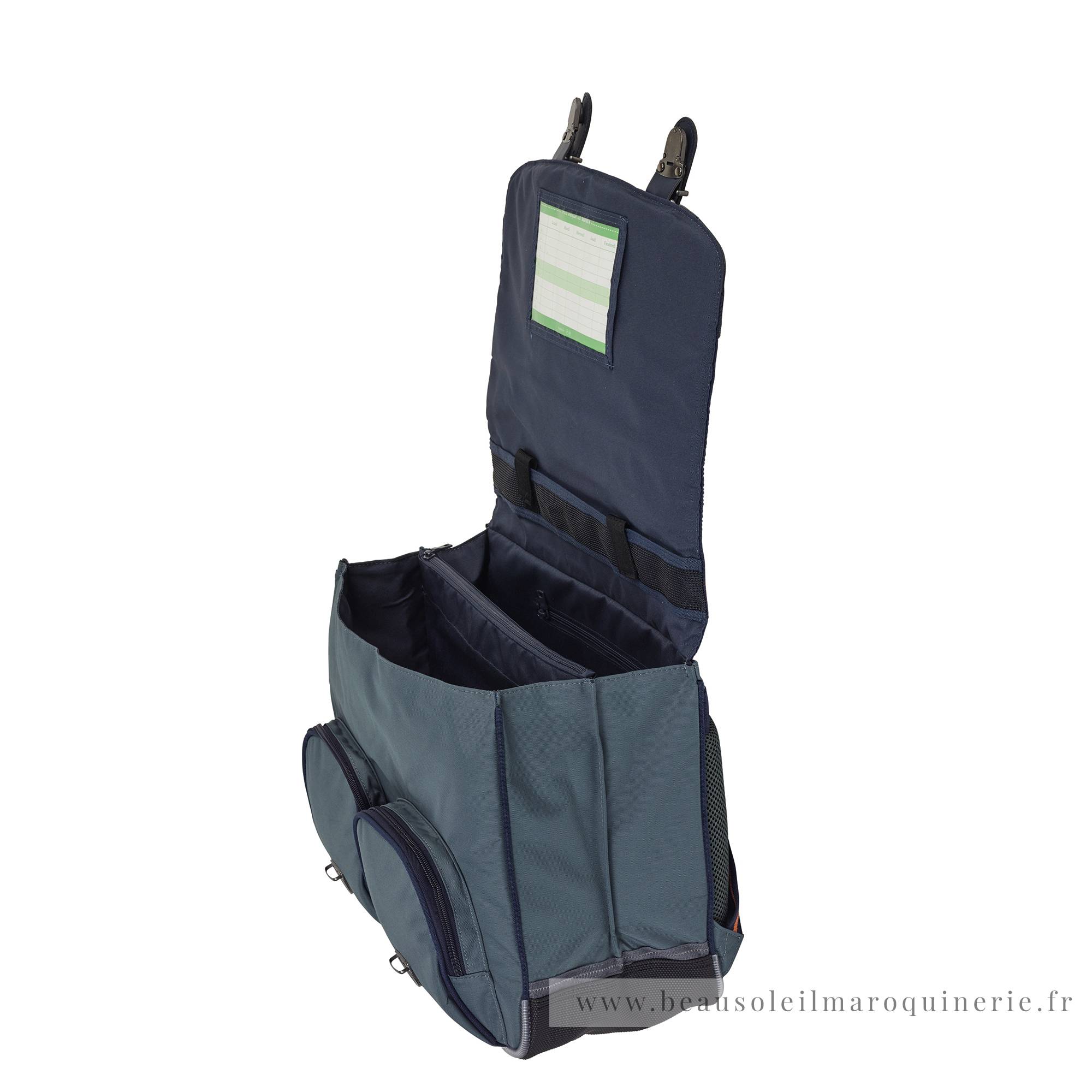 Cartable 41 cm Tann s porte cles fusee Thomas 41188. CE2 CM1 CM2