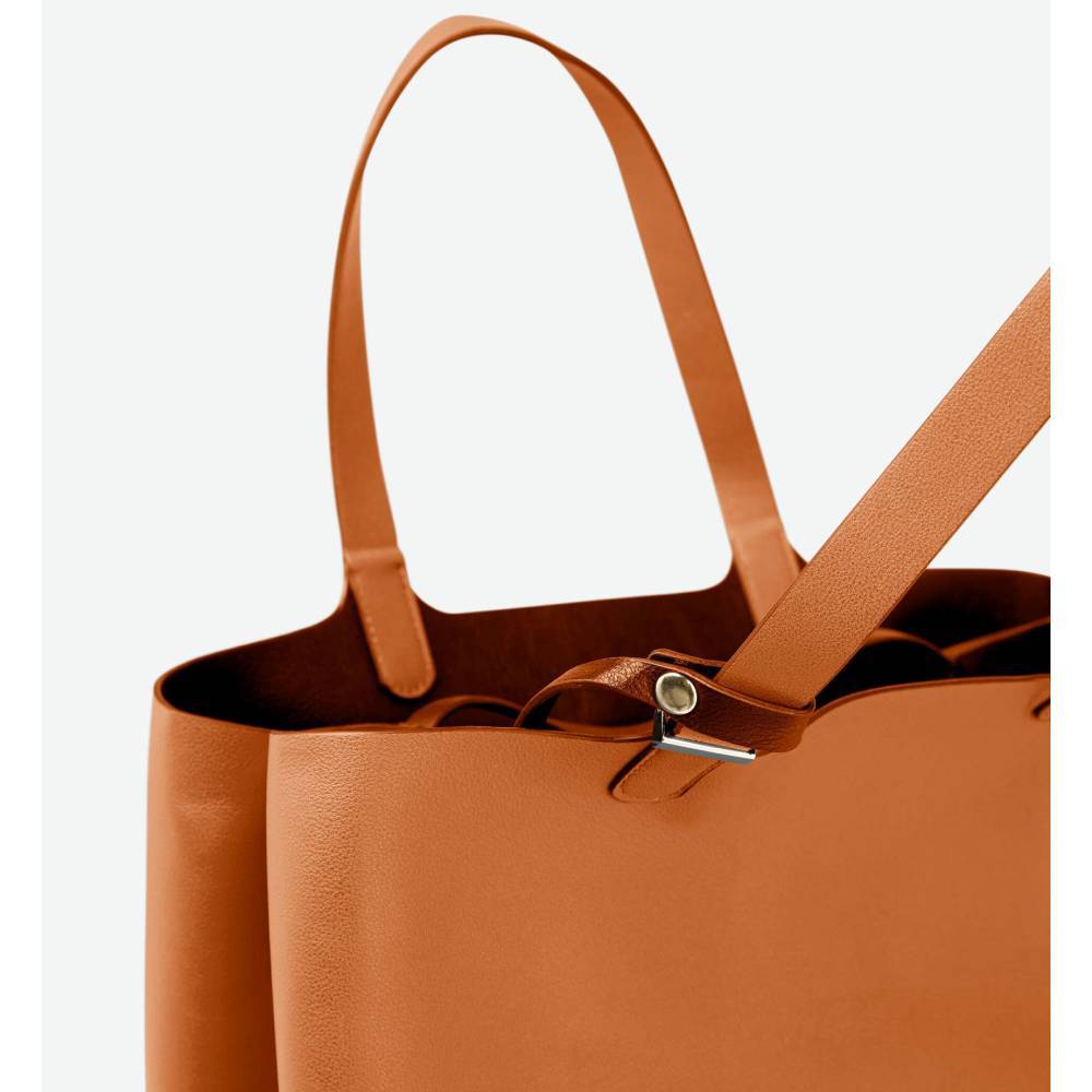 Grand sac shopping Pieces avec pochette Classique 17082685 COG couleur cognac vue intérieur