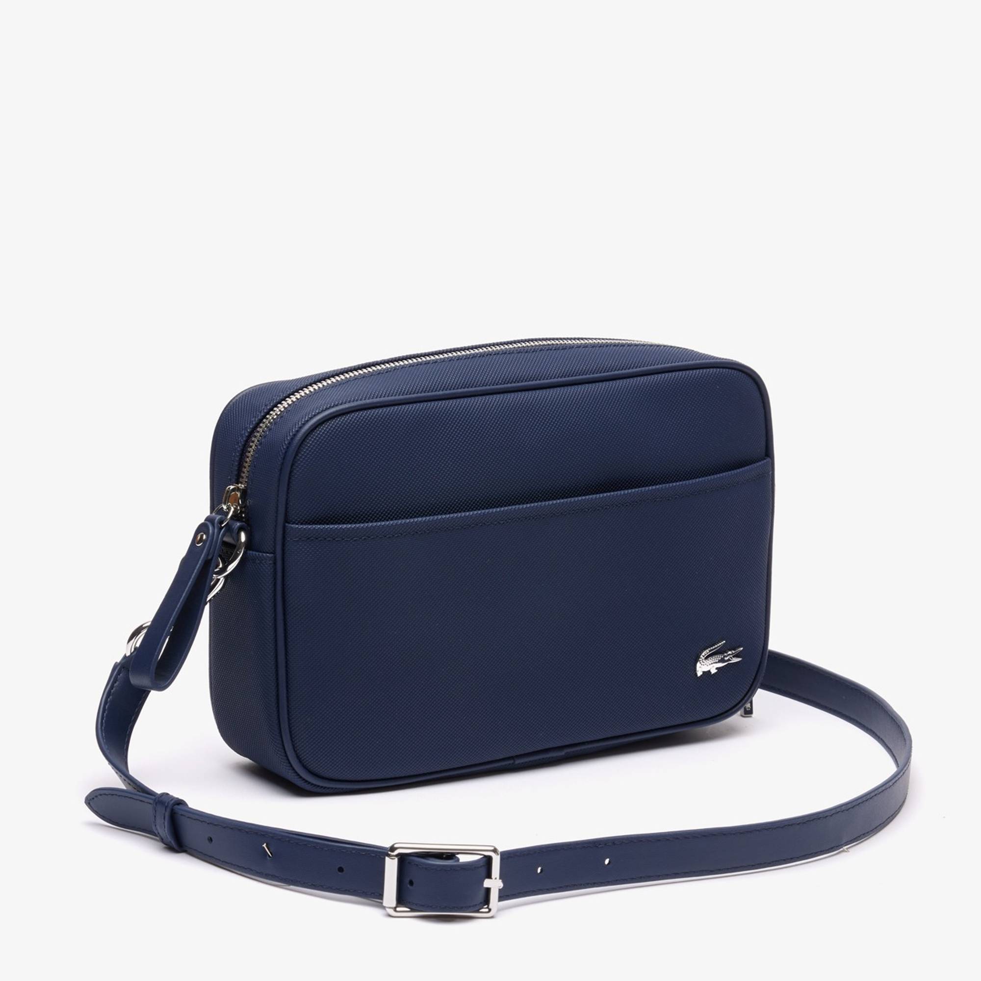 Sac crossover Lacoste Daily Lifestyle NF4366DB 021 Bleu, vue de profil