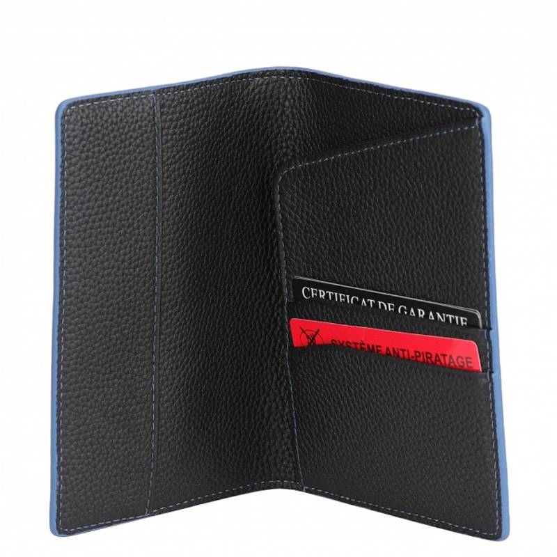 Porte-passeport Arthur & Aston Joy en cuir 2319-901 A Noir, ouvert