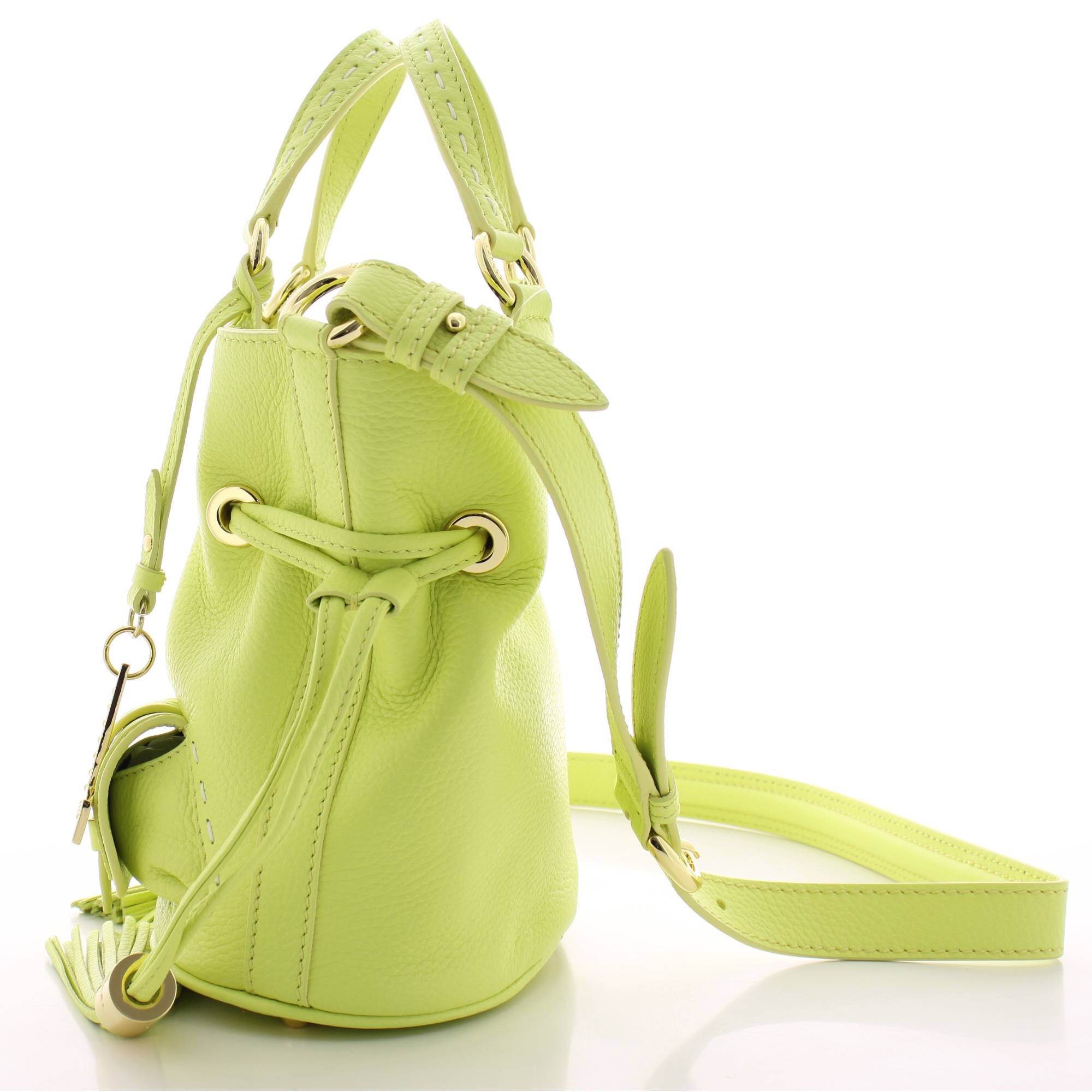 Petit sac seau cuir Lancel Premier Flirt A10109 LI couleur Lime, vue de côté