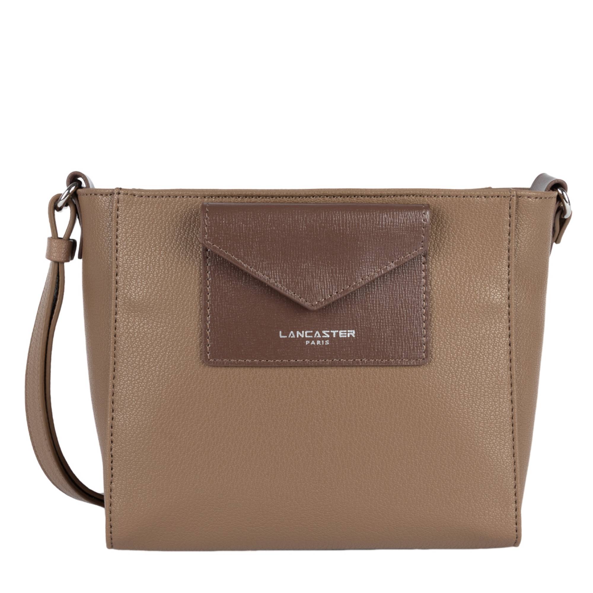 Sac trotteur détail enveloppe Lancaster Maya 517-24 TAUPE couleur  taupe, vue de face