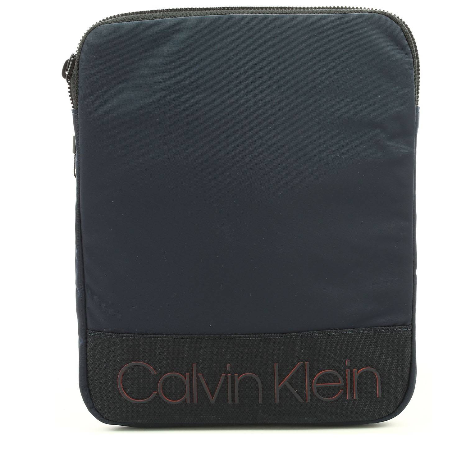 Sac plat porté travers Calvin Klein Shadow K50K504393