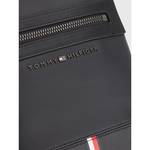 Petit sac bandoulière Tommy Hilfiger emblématique à logo AM0AM10930 BDS couleur Noir vue de près