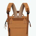 Petit sac à dos Cabaïa Adventurer Mini ADV S MOSCOU couleur marron vue de dos avec bretelles