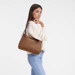 Sac hobo M Longchamp Le Pliage Xtra 10189987 504 couleur Cognac, porté mannequin