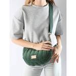 Sac bandoulière femme Woomen Ixora WIXO01 GRE couleur vert forêt, porté