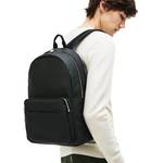 Sac à dos Lacoste Men's Classic NH2583HC 000 couleur noir porté mannequin.